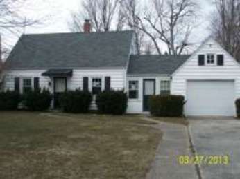 1221 Bell Avenue, New Haven, IN 46774 