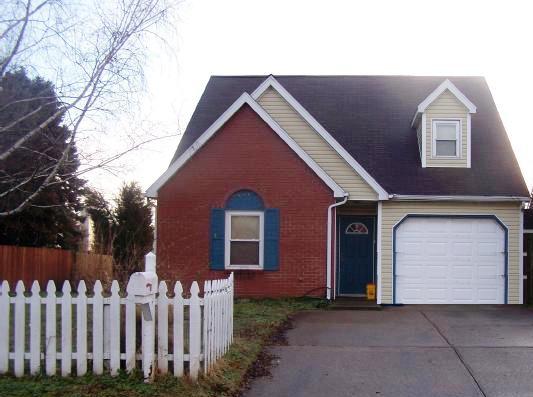 5864 Jeffrey Ln, Newburgh, IN 47630 