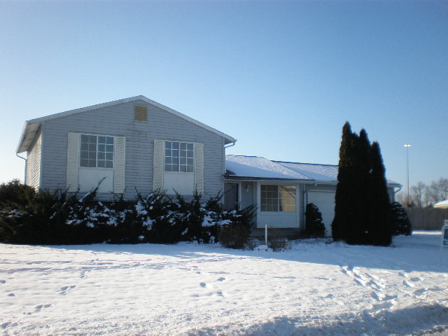 27626 Bison Rdg, Elkhart, IN 46514 