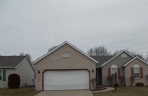3215 Field Gate, South Bend, IN 46628 