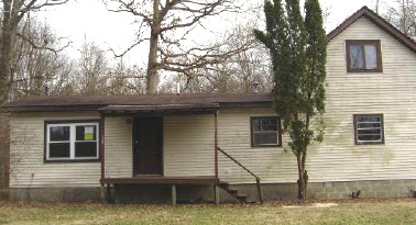 2124 E Harrod Roa, Austin, IN 47102 