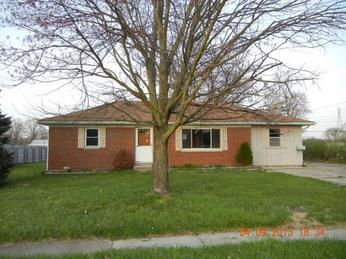 15 Maple St, Sellersburg, IN 47172 