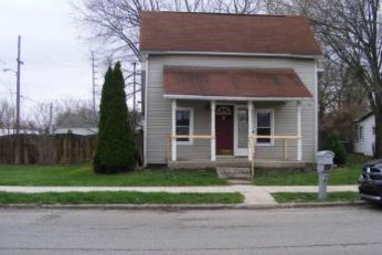 1705 W 8th St, Muncie, IN 47302 