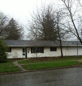 300 S Indiana Ave, Auburn, IN 46706 