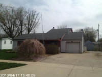 589 Northgate Dr, Greenwood, IN 46143 