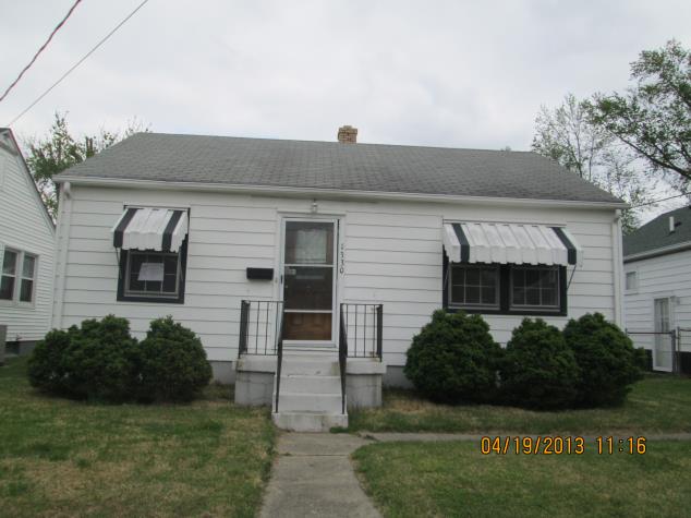 1330 Lincoln Ave, New Albany, IN 47150 