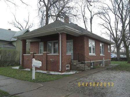 427 Jefferson St, Rochester, IN 46975 