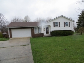 2630 W Kem Rd, Marion, IN 46952 