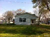 74 E Broadway St, Orestes, IN 46063 