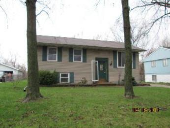 1023 W 39th Place, Hobart, IN 46342 