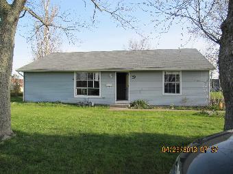 606 W Sunshine Dr, Morocco, IN 47963 