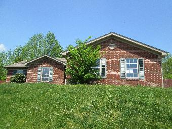 201 Borden Ridge Dr, Borden, IN 47106 