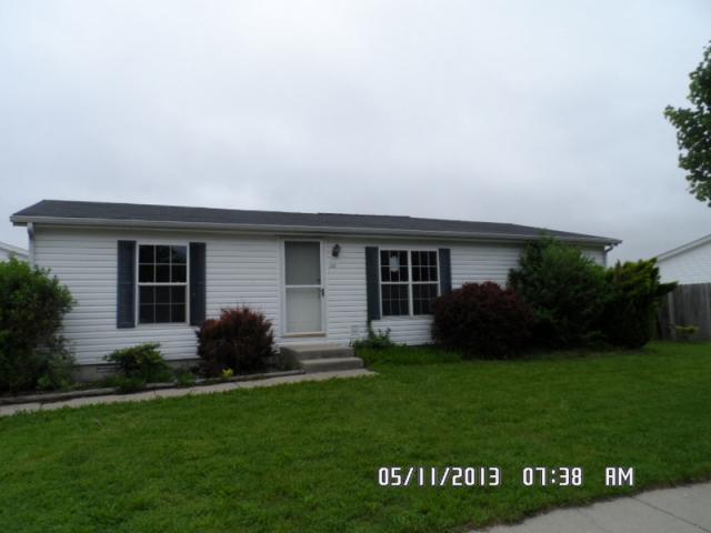 3312 Fall Valley Dr, Columbus, IN 47203 