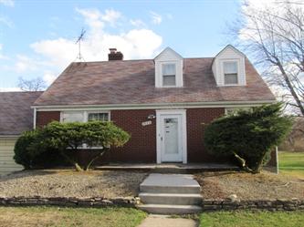 2920 45th St, Highland, IN 46322 