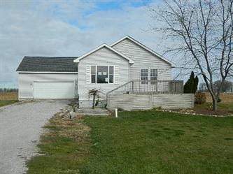 682 W Perry Road, Ligonier, IN 46767 