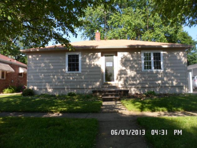 246 Maxwell St., Crown Point, IN 46307 
