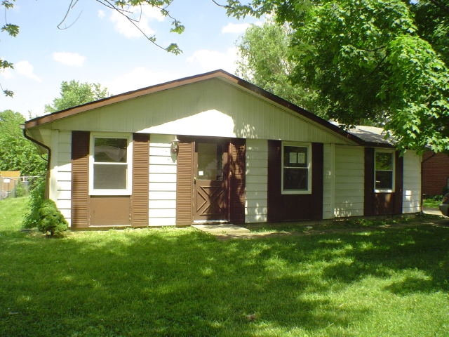 1704 Beaumont Dr, Clarksville, IN 47129 