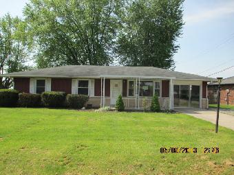 2405 Dover St, Anderson, IN 46013 