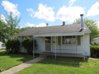 317 N Water St, Albany, IN 47320 