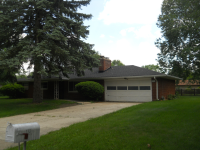 1735 Kenruth Dr, Indianapolis, IN 46260 