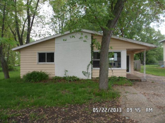 3316 N Lake Park Ave, Hobart, IN 46342 