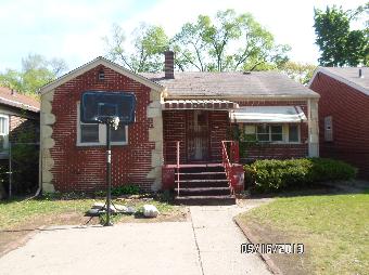 651 W 39th Avenue, Gary, IN 46408 