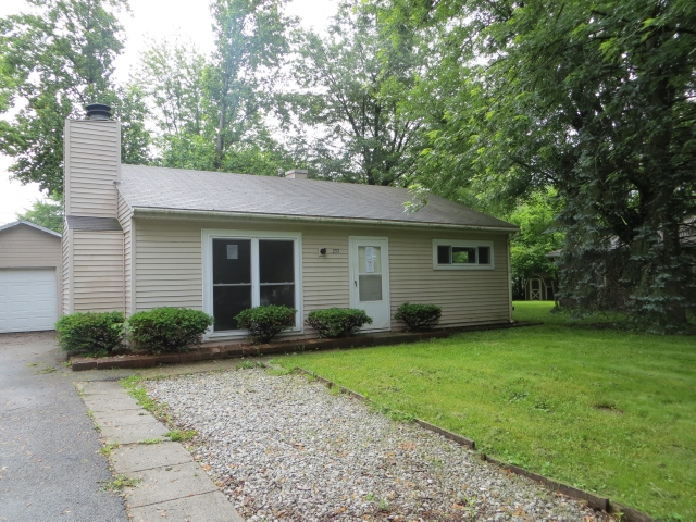 230 Wickersham Dr W, Kokomo, IN 46901 