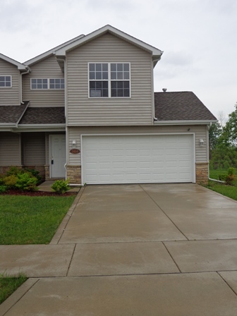 2454 W 68th Ave, Hobart, IN 46342 