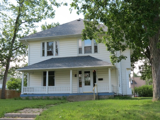 403 E Arch St, Portland, IN 47371 