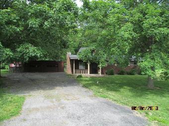 874 S. Sycamore Dr, Greenfield, IN 46140 