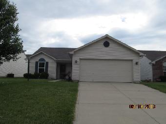 1436 Round Lake Rd, Greenwood, IN 46143 