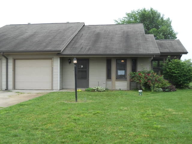 27424 Bison Rdg, Elkhart, IN 46514 