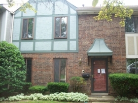 8044 Cheswick Dr, Indianapolis, IN 46219 