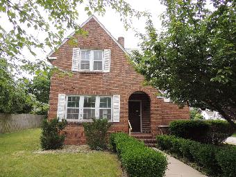 104 N Elm Street, North Manchester, IN 46962 