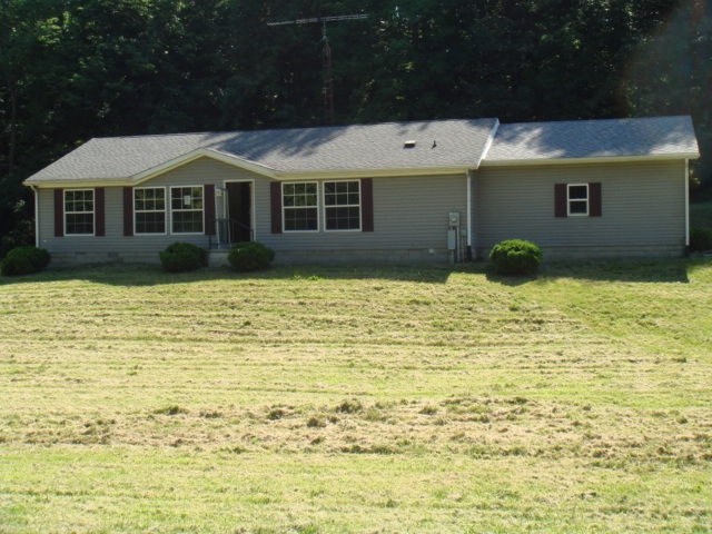 2867 N Mineral Springs Rd, Greens Fork, IN 47345 