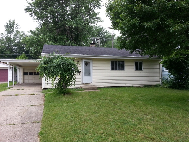 615 S Clearview Pl, South Bend, IN 46619 