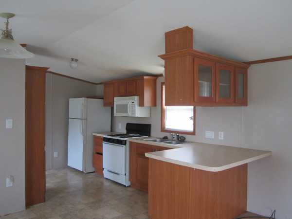 2930 Green Tree, Elkhart, IN 46514 