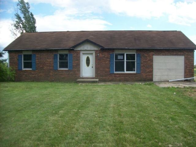 13511 E 300 S, Columbus, IN 47203 