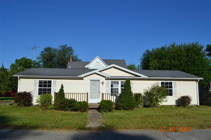 802 Warn St, Milan, IN 47031 