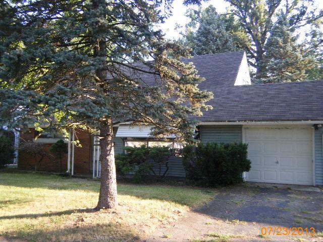 6048 Meadowlark Drive, Indianapolis, IN 46226 