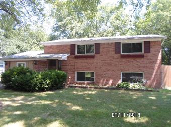 2901 Elmwood St, Portage, IN 46368 