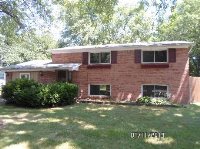 2901 Elmwood St, Portage, IN 46368 