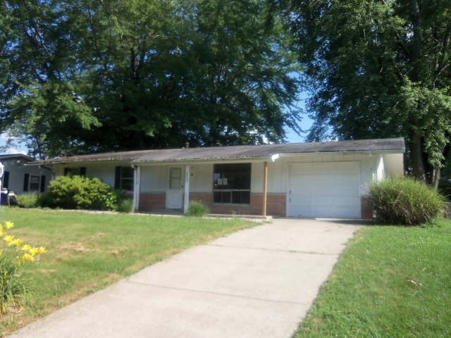 5 Rutledge Dr, Terre Haute, IN 47803 