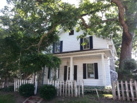 842 S 23rd St, South Bend, IN 46615 