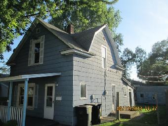 1215 Clover St, South Bend, IN 46615 