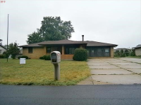 49Th, Anderson, IN 46013 