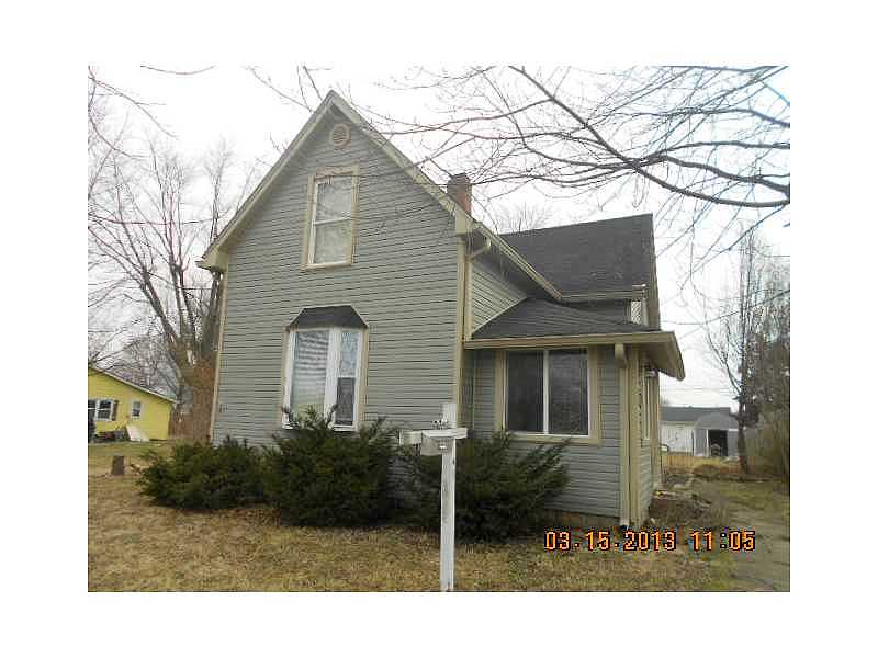 10Th, Elwood, IN 46036 