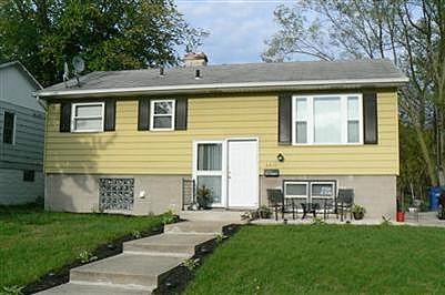 Vermillion St, Lake Station, IN 46405 