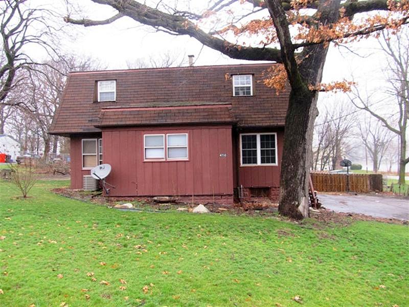 Main, Lowell, IN 46356 