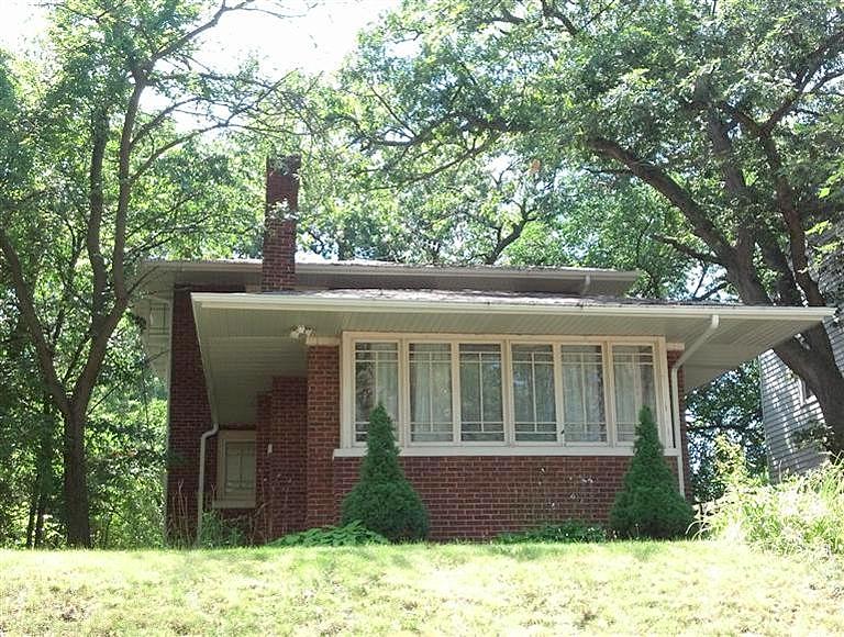 Adams St, Gary, IN 46408 